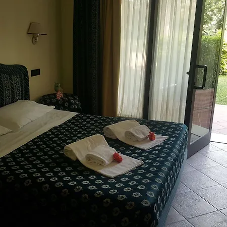 Otel Yachting Mistral Sirmione